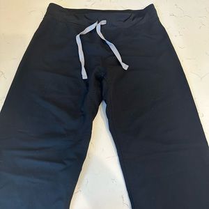 Figs Livingston Scrub Pants in Black